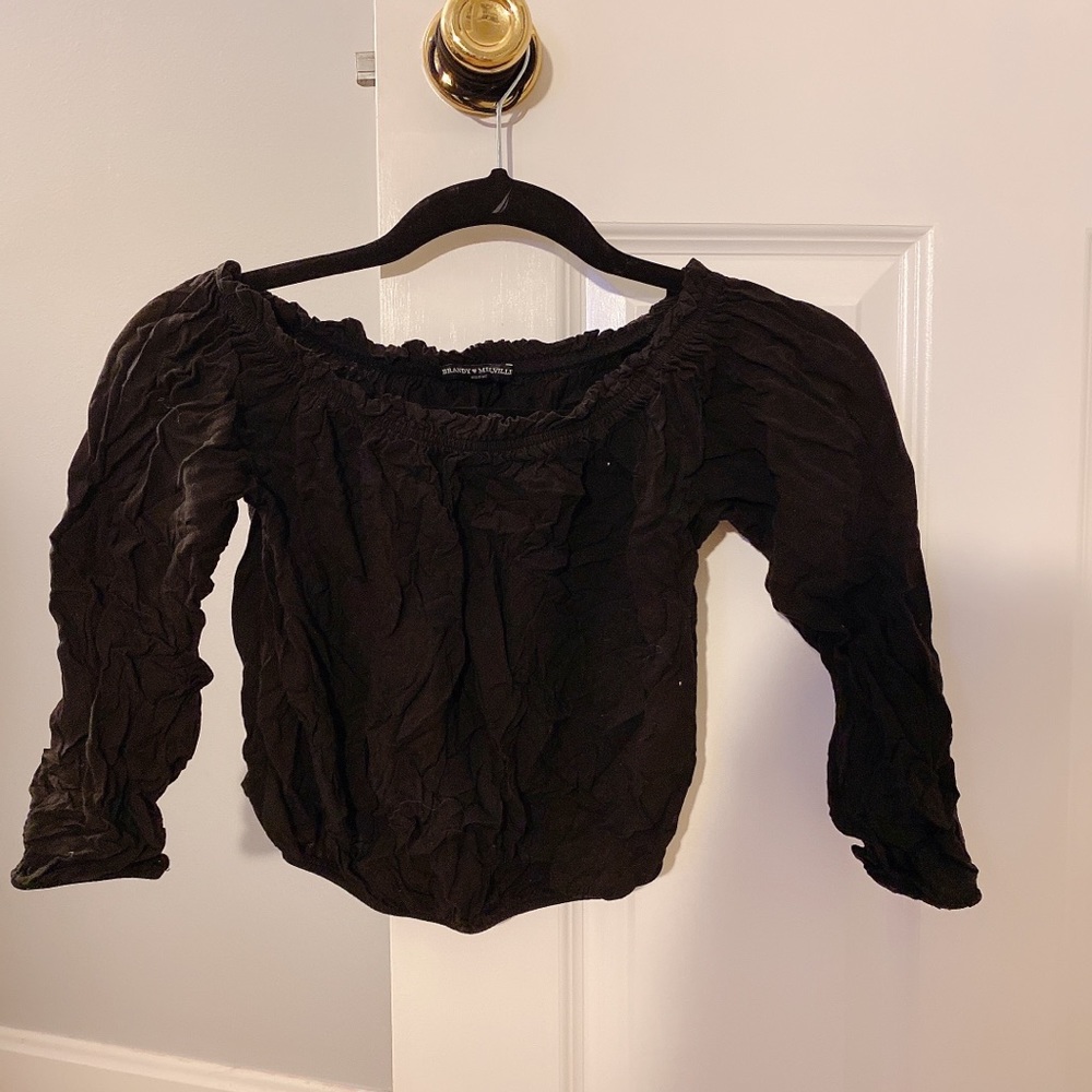 Brandy Melville off shoulders long sleeve blouse